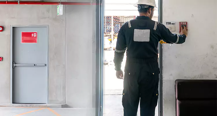 Emergency Fire Exit Door Repair in Winter Springs, FL