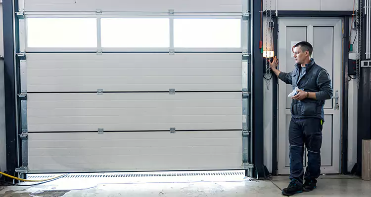 Modern Overhead Door Repair in Winter Springs, FL
