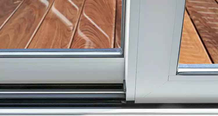 Patio Door Jammed Shut in Winter Springs, FL