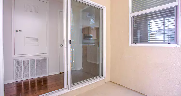 Sliding Screen Door Track Repair in Winter Springs, FL