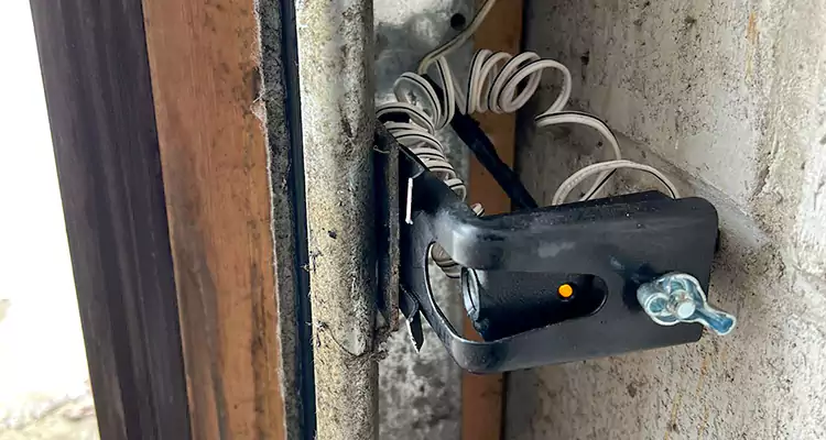 Fix Broken Garage Door Sensor in Winter Springs, FL