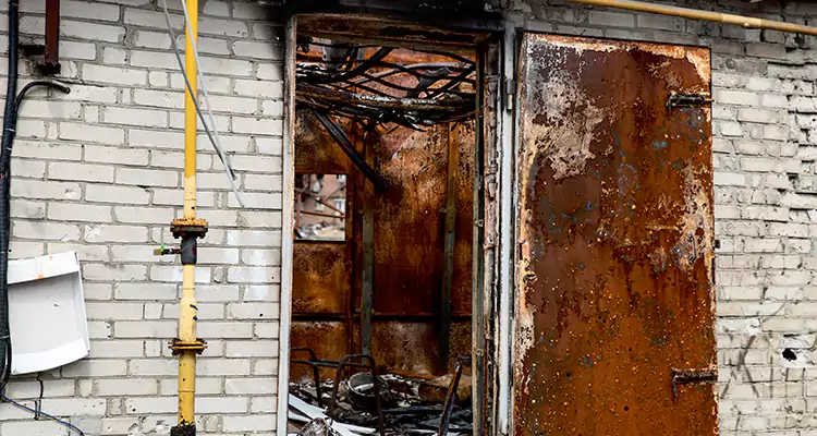 Metal Door Rust Repair in Winter Springs, FL