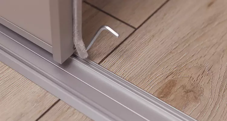 Squeaky Sliding Door Repair in Winter Springs, FL