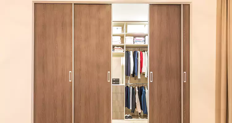 Sliding Closet Wardrobe Repairs in Winter Springs, FL