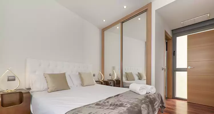 Sliding Wardrobe Door Mirror Replacement in Winter Springs, FL